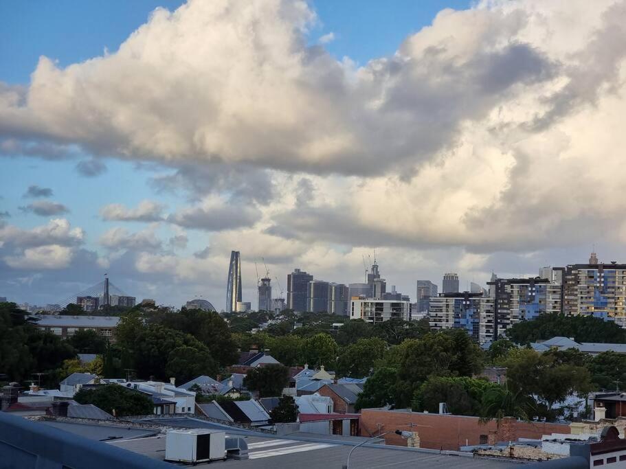 Lovely 2 Bedroom With Views Appartamento Sydney