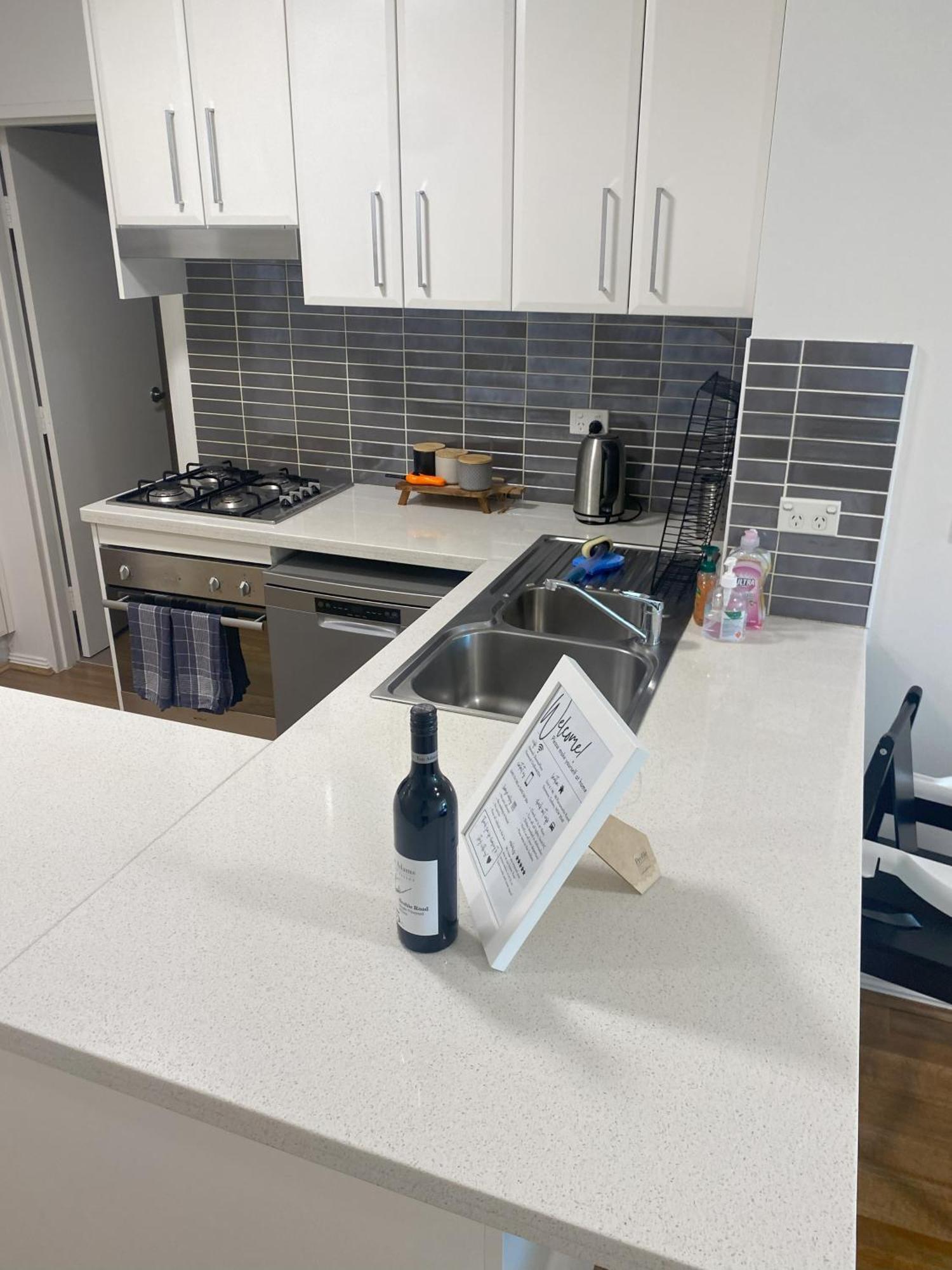 Lovely 2 Bedroom With Views Appartamento Sydney